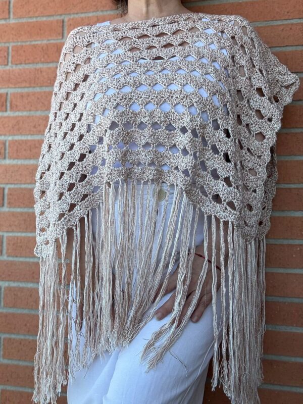 Poncho Aurea por @smarpi65