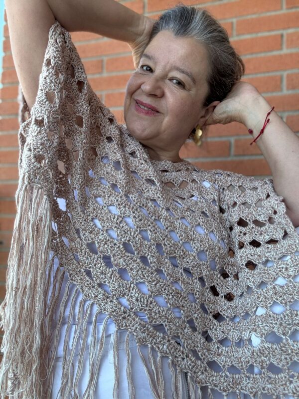 Poncho Aurea por @smarpi65 - Imagen 2