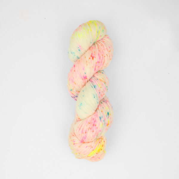 Coleccion Terra color Neon Confetti Symfonie Yarns REF VR2025